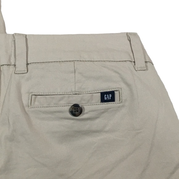 GAP Relaxed Girlfriend Tan Khaki Stretch Shorts - Women’s 2 - Picture 9 of 13